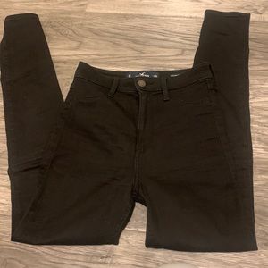 hollister jeans:  color black : size 0